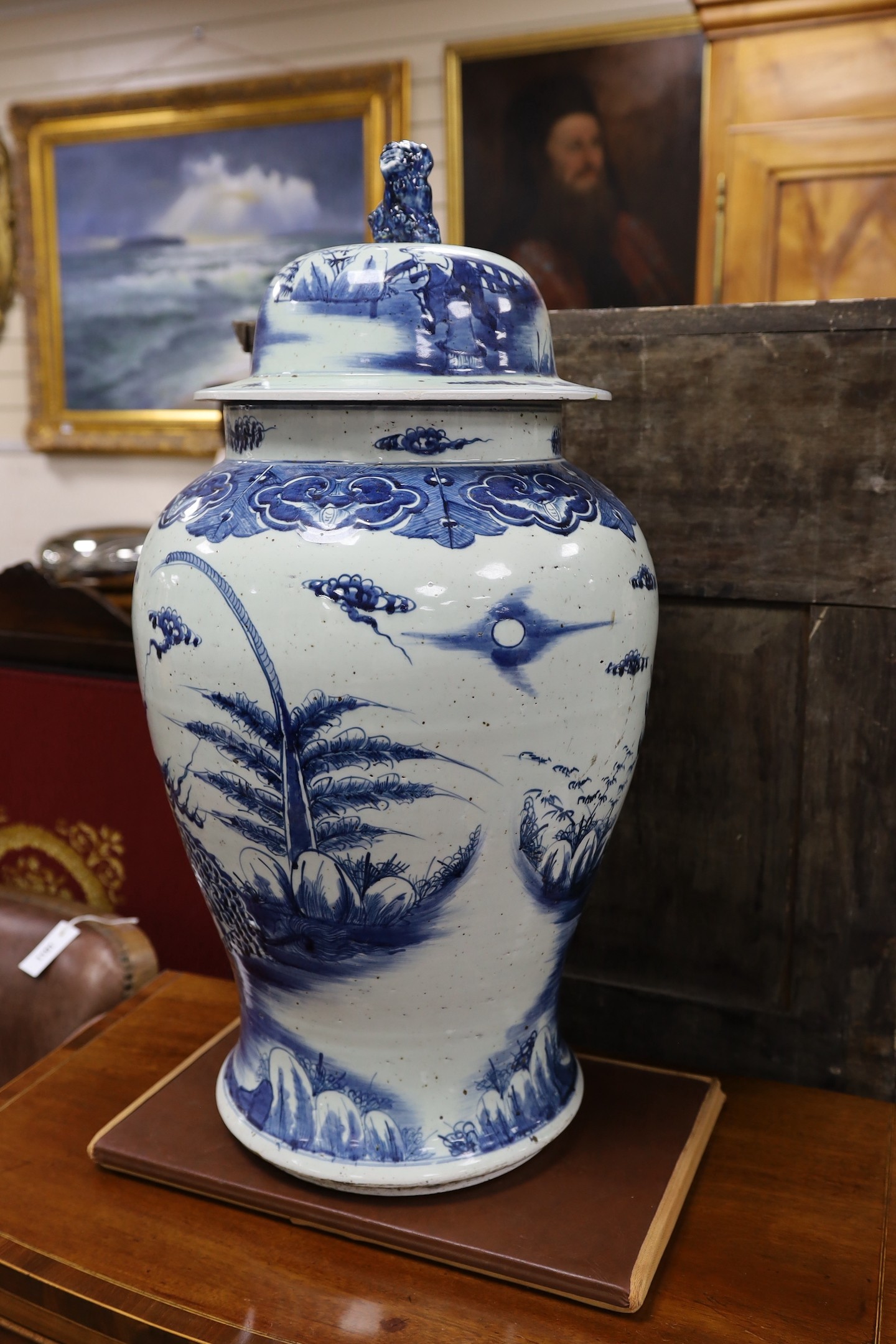 A large Chinese blue and white lidded baluster vase, 75cm tall